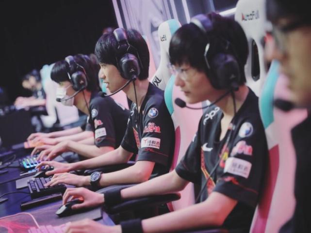 顽强的精神 顽强的精神