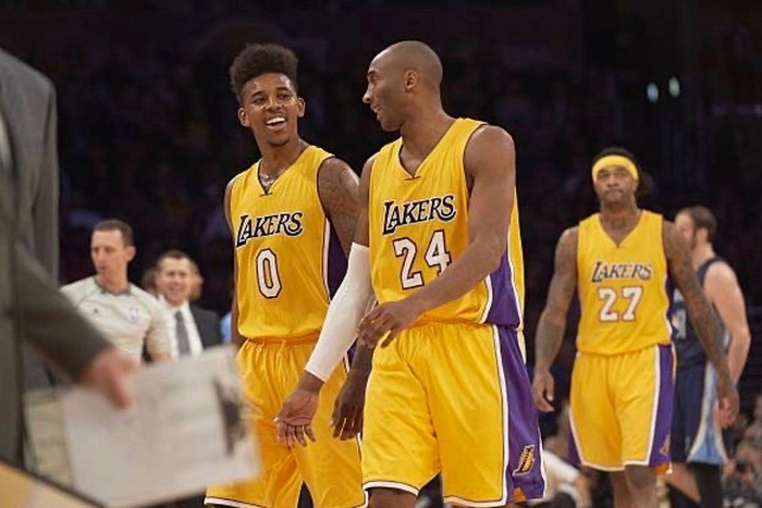 让战队在区 让战队在区