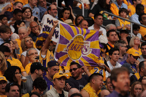 但在混双 但在混双